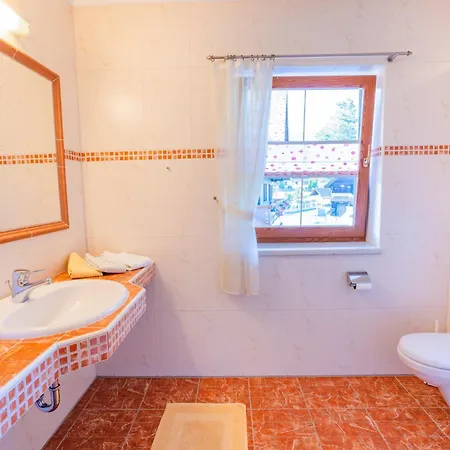 Minzlhof Guest house